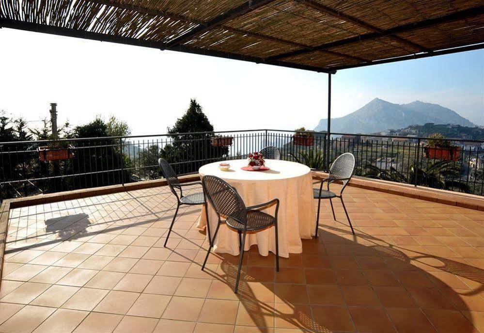 Villa Caprile Massa Lubrense Buitenkant foto